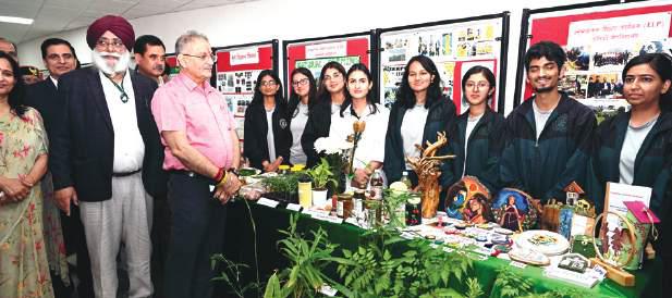 HP Guv chairs meeting of Dr. Y.S.Parmar University