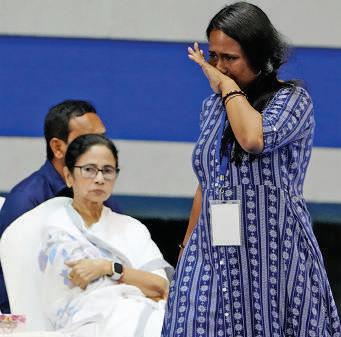 Didi vows to fight for sacked Bengal teachers