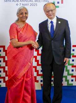 India asks Asian Bank to cut funding to Pakistan