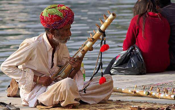 Rajasthani folk musicians battle heat, landlessness to save ancient art