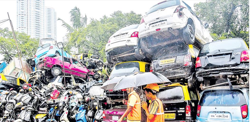 Public space precious, don't dump cars: HC