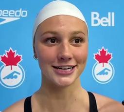 McIntosh smashes her 400m freestyle world record