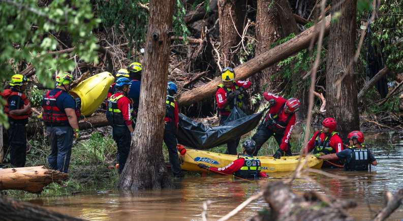 Texan weekend flood toll crosses 100