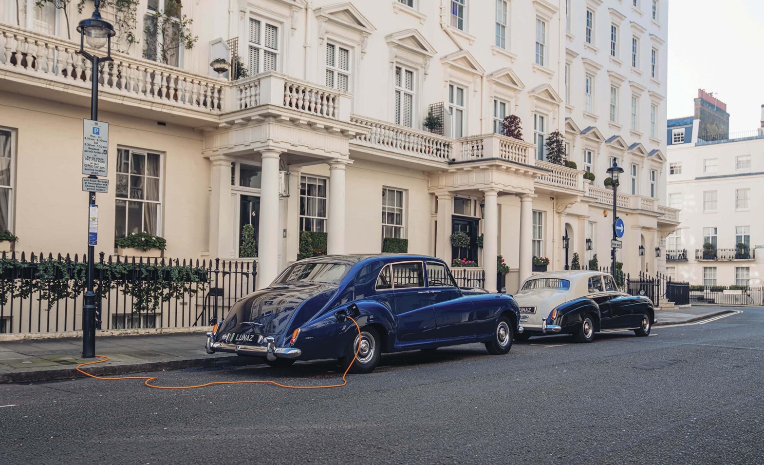 ELECTRIC ROYALTY