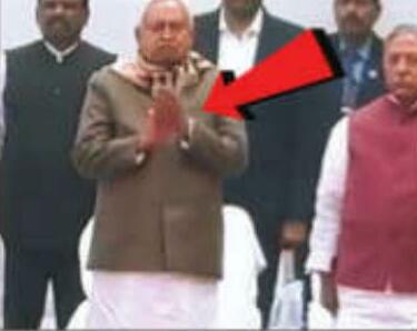 बापू की पुण्यतिथि पर सीएम नीतीश ने बजाई ताली, विस अध्यक्ष ने टोका, तब जाकर रुके