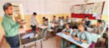 स्कूल जहां अभिभावक पढ़ाते हैं इनमें इंजीनियर, डॉक्टर व सीए भी