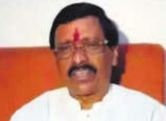 महाराष्ट्र की राजनीति में कभी भी कुछ भी हो सकता है: विनायक राऊत