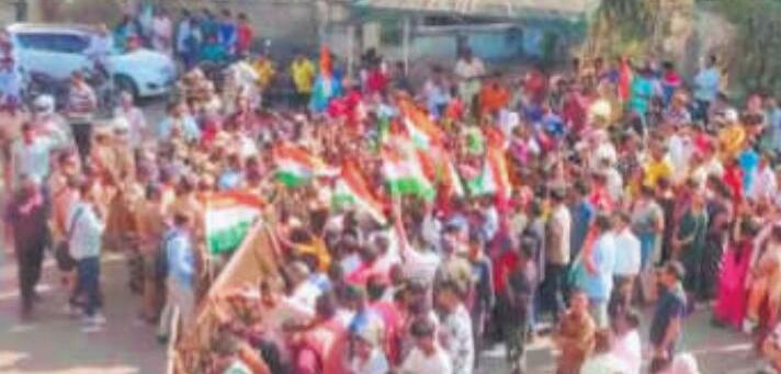 'घर के बदले घर' नहीं तो करेंगे आत्मदाह