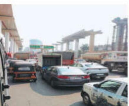 मुंबई-नाशिक राजमार्ग पर टैंकर ने दोपहिया सवार को मारी टक्कर