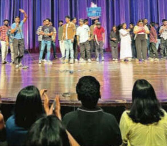 हंसते-हंसाते कॉमेडियन ने ली मुंबई मनपा की फिरकी