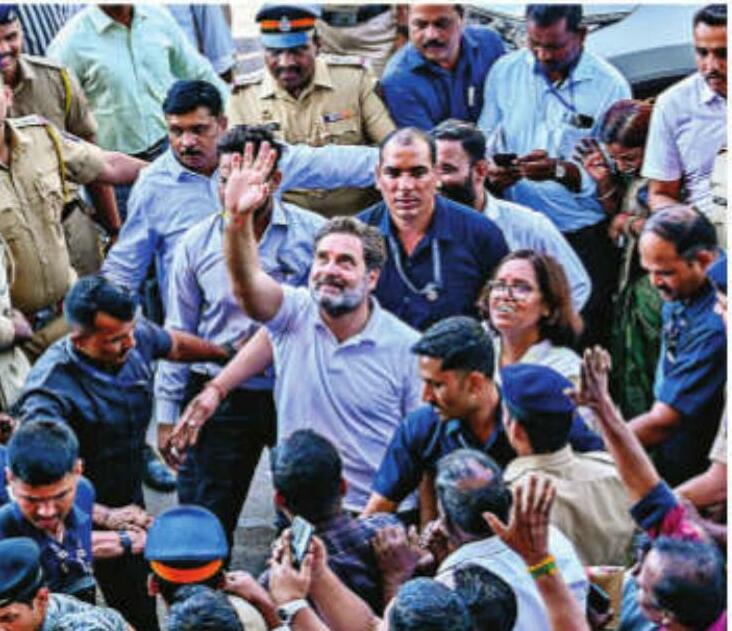 धारावी के चमड़ा उद्योग को जानने पहुंचे राहुल गांधी