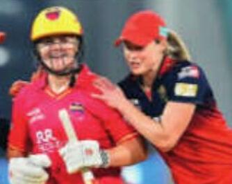 टूर्नामेंट के इतिहास का सबसे बड़ा स्कोर बनाकर जीती यूपी वॉरियर्स टीम