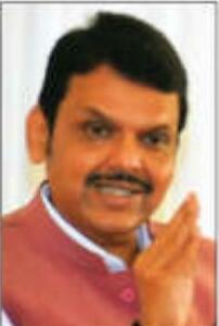 पैसे पेड़ पर नहीं उगते हैं, ज्यादा ब्याज के लालच में आने से बचें निवेशक : फडणवीस