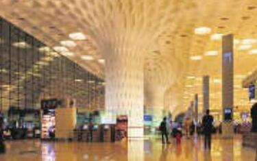 मुंबई एयरपोर्ट से सफर करनेवाले यात्रियों को देना होगा विकास शुल्क