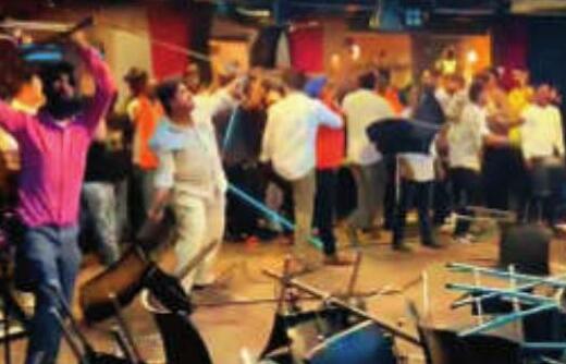 विधानमंडल में हंगामा, दोनों सदनों की कार्यवाही कई बार हुई स्थगित