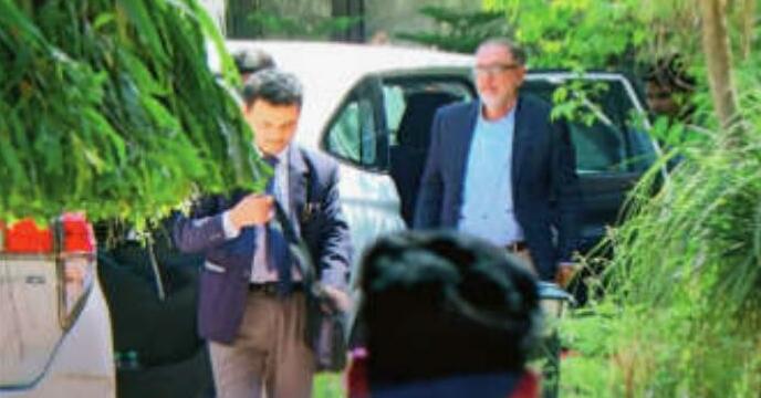 जस्टिस वर्मा के बंगले पर पहुंची जांच टीम, बड़ा सवाल-मलबा किसने हटाया