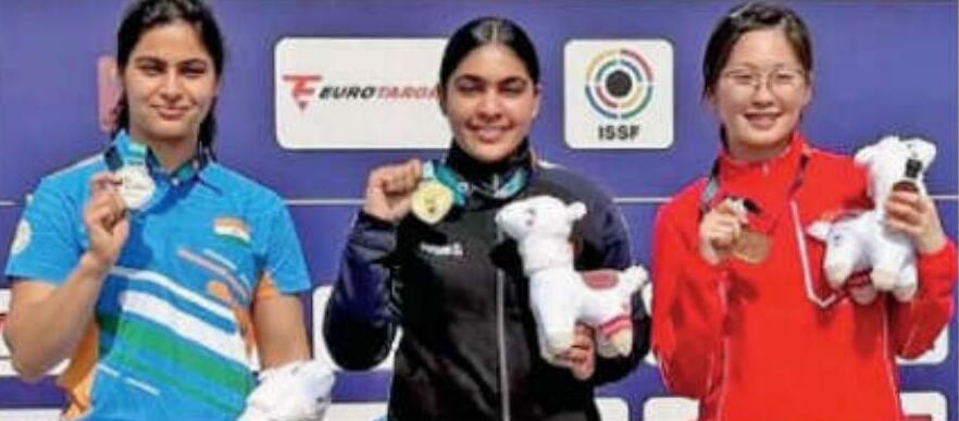 शूटिंग वर्ल्ड कपः सुरुचि को दो गोल्ड; कुल 4 मेडल के साथ पदक तालिका में शीर्ष पर भारतीय दल