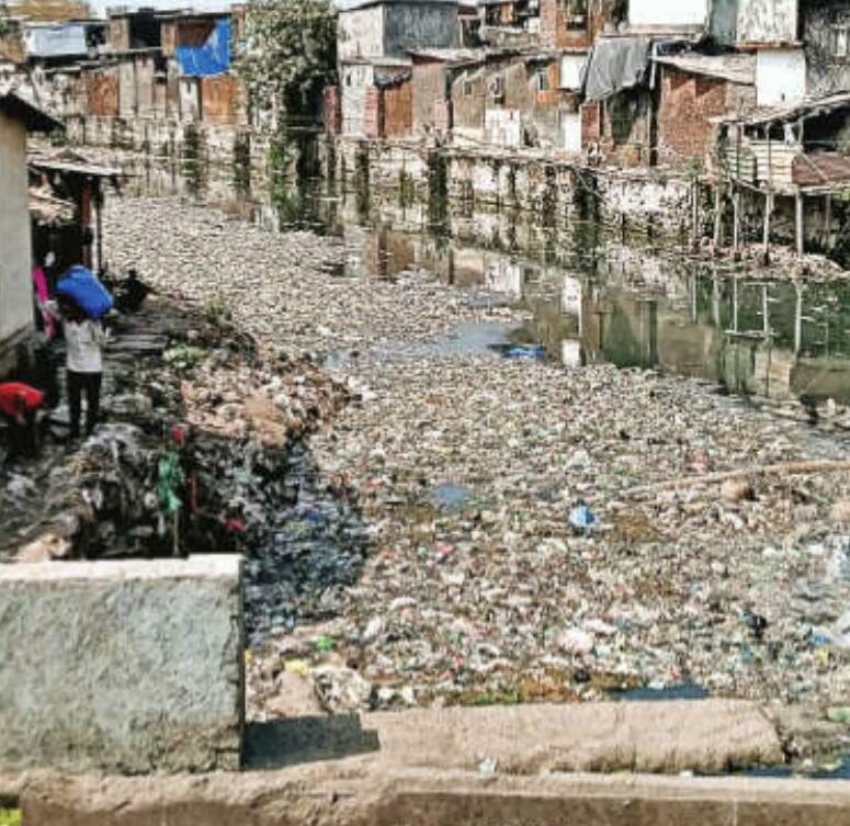 बारिश में थमेगी हॉर्बर लोकल! रेल पटरी के नीचे नाला सफाई नहीं