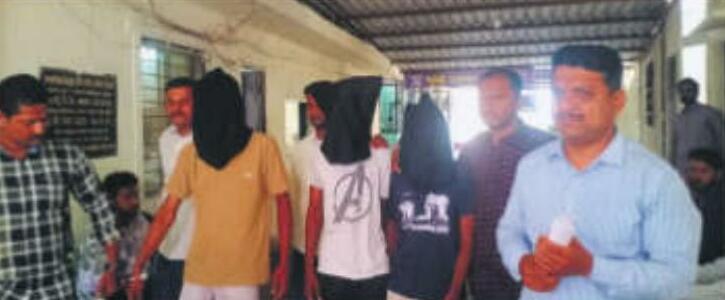 नालासोपारा में पाकिस्तानी झंडा हटाने को लेकर हुआ विवाद