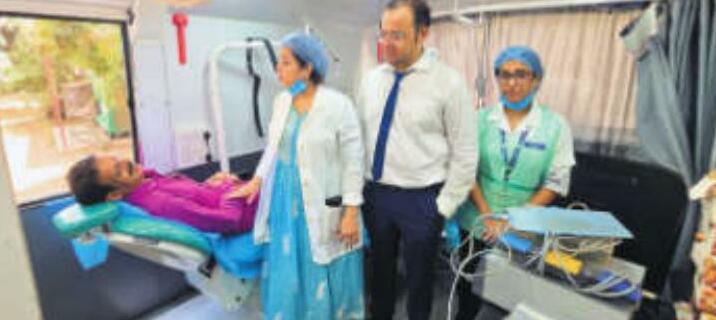 कैंसर निदान बस खोज रही मरीज