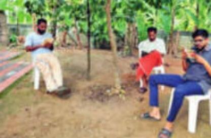 मरीजों को किताब पढ़ा रहा अस्पताल, बगीचे में खोली लाइब्रेरी, इससे खुश रह रहे और जल्दी स्वस्थ हो रहे, बेडरिडन मरीजों के घर दे रहे किताब