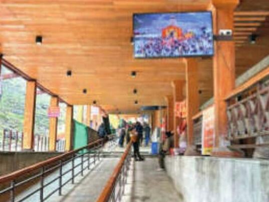 मौसम, फिर पाक से तनाव के चलते केदारनाथ में घटे श्रद्धालु