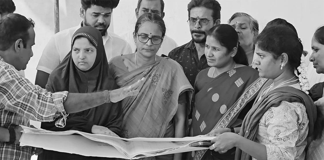 பேருந்து நிலைய கட்டுமானப் பணிகளில் மந்தம் | அலுவலகத்திற்குள் திடீர் ஆய்வு மேற்கொண்ட ஆட்சியர்
