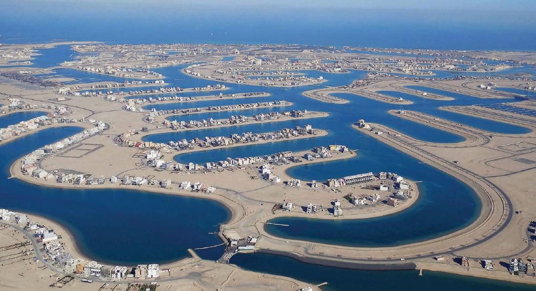 Bauer helps create canal city in desert