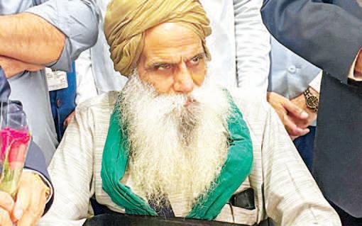 Farmer leader Jagjit Singh Dallewal ends his indefinite hunger strike