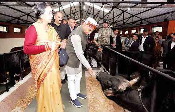 GuV visits Govardhan Dham in Kyarkoti