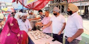 Khalsa Foundation Day celebrated with Kheer Langar in New Town Madhav Basti
