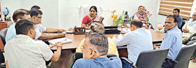 Mayor Renu Bala Gupta directs officials to resolve public complaints promptly