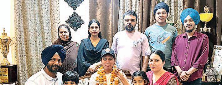 Kurali’s Navpreet Kaur wins bronze in weightlifting at national games