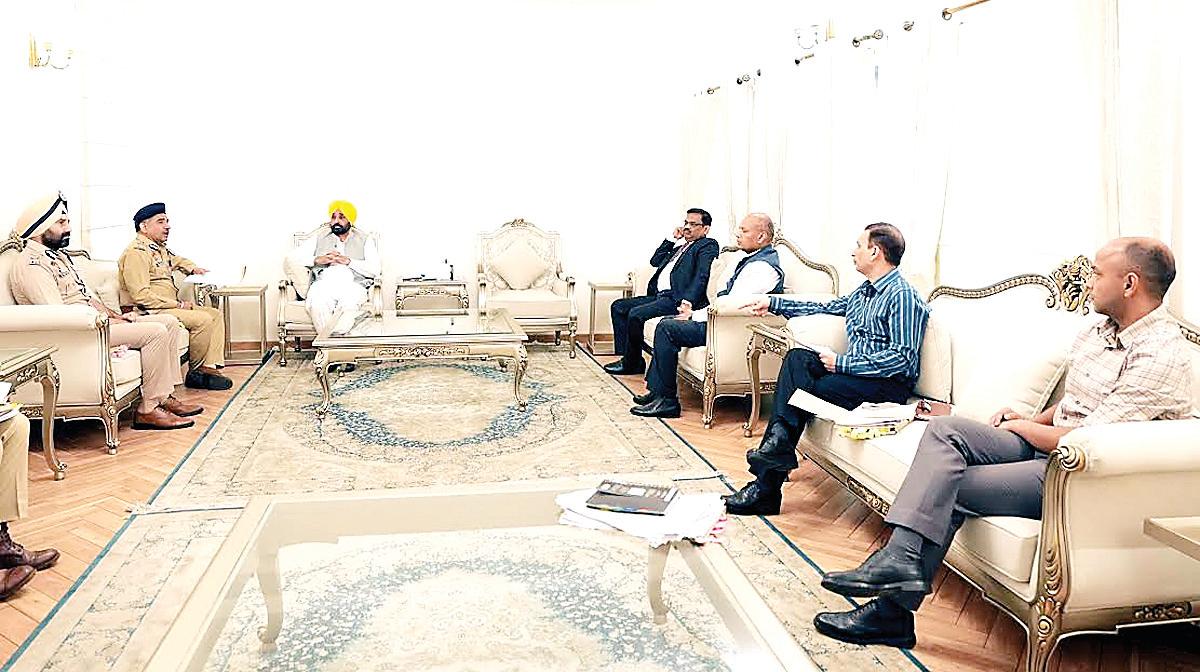 Govt to recruit 5500 home guards to curb cross border drug smuggling: CM