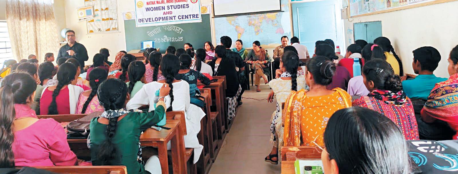 Lecture on healthy lifestyle and balanced diet held at Shaheed Udham Singh Government College, Indri