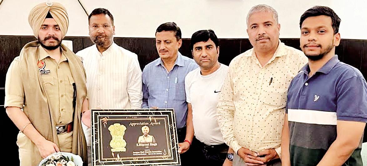 SP sought chemists help to give medicines to needy persons