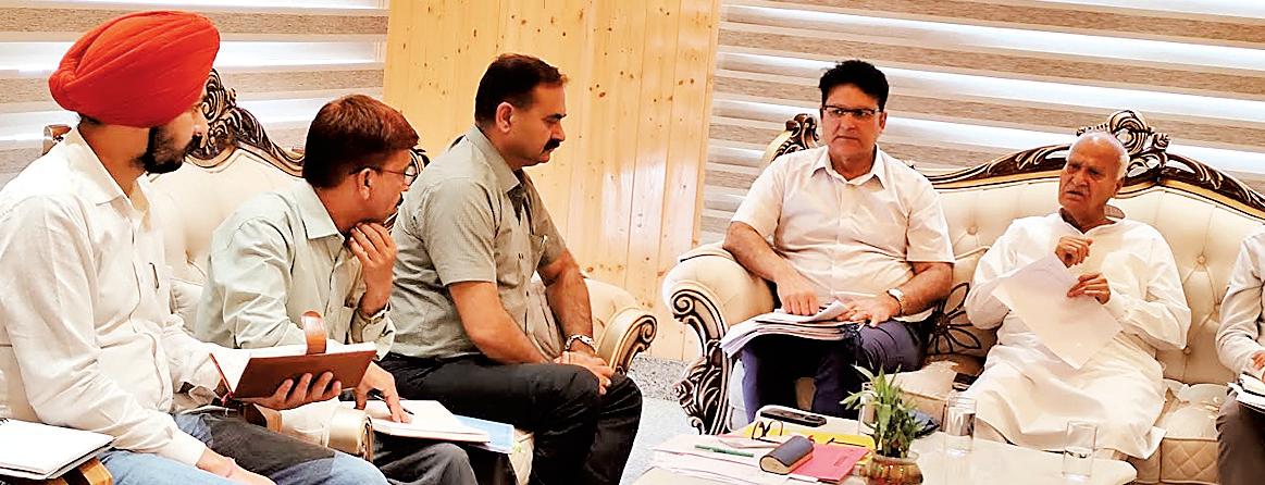 Agriculture Minister reviews progress of drinking water schemes, urges blueprint for next fiscal year