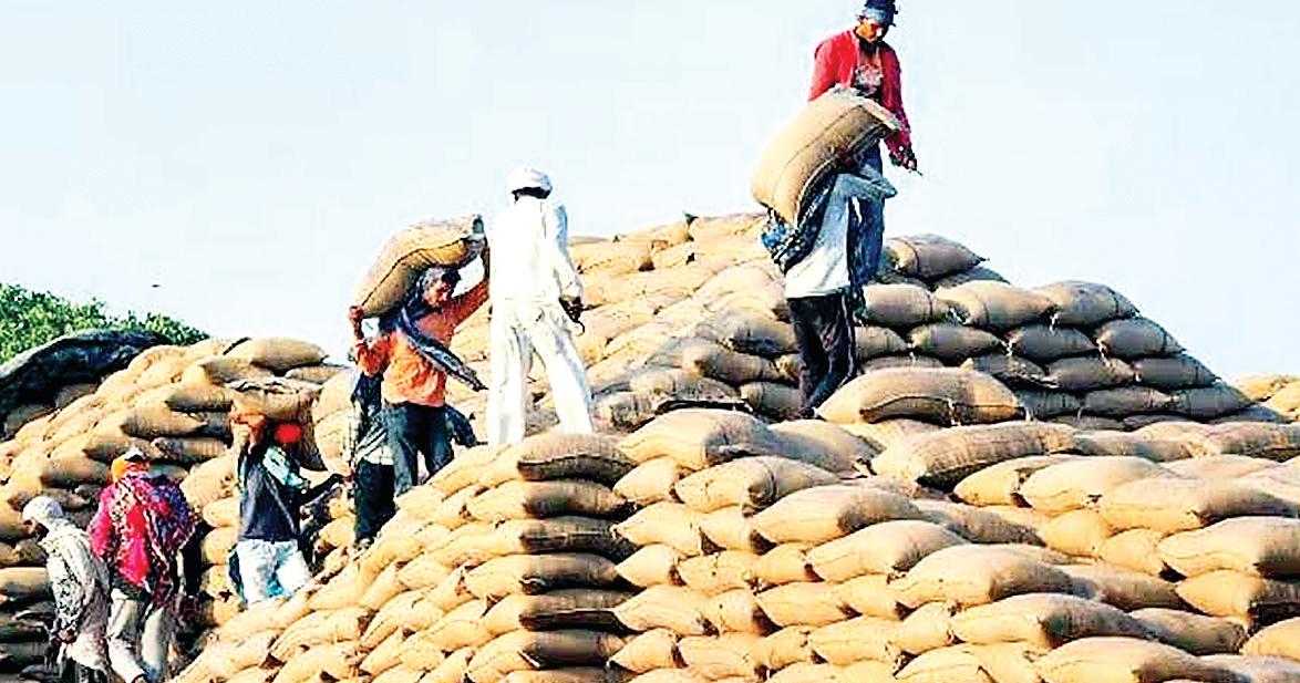 Labor Day is becoming food festival, most laborers are completely unaware of it!