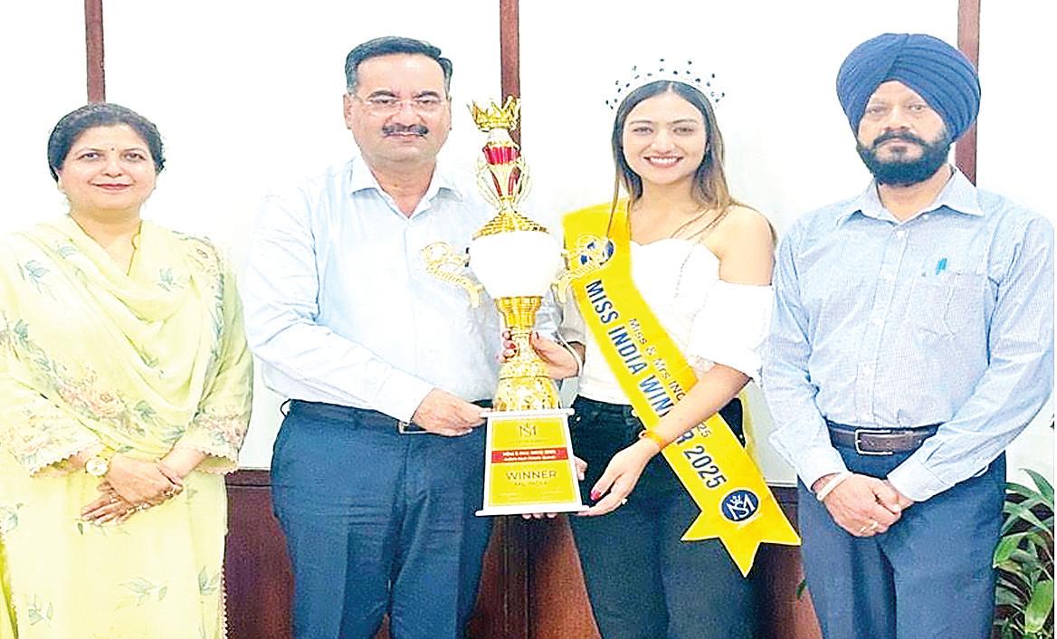 RBU student Sneha wins Miss India Next Classic Queen title