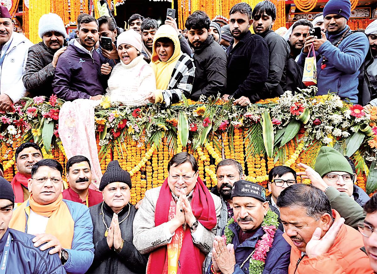 CM Dhami performs Mahabhishek Puja in PM Modi's name as Badrinath Dham portals open