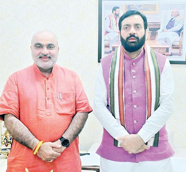 Jagmohan Anand meets CM Saini regarding development works