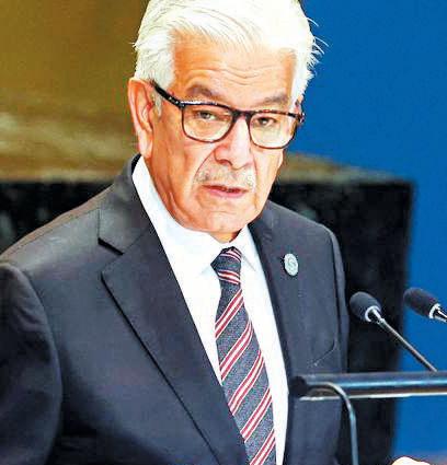 Pak ready to 'wrap' tensions if India de-escalates: Defence Minister Asif