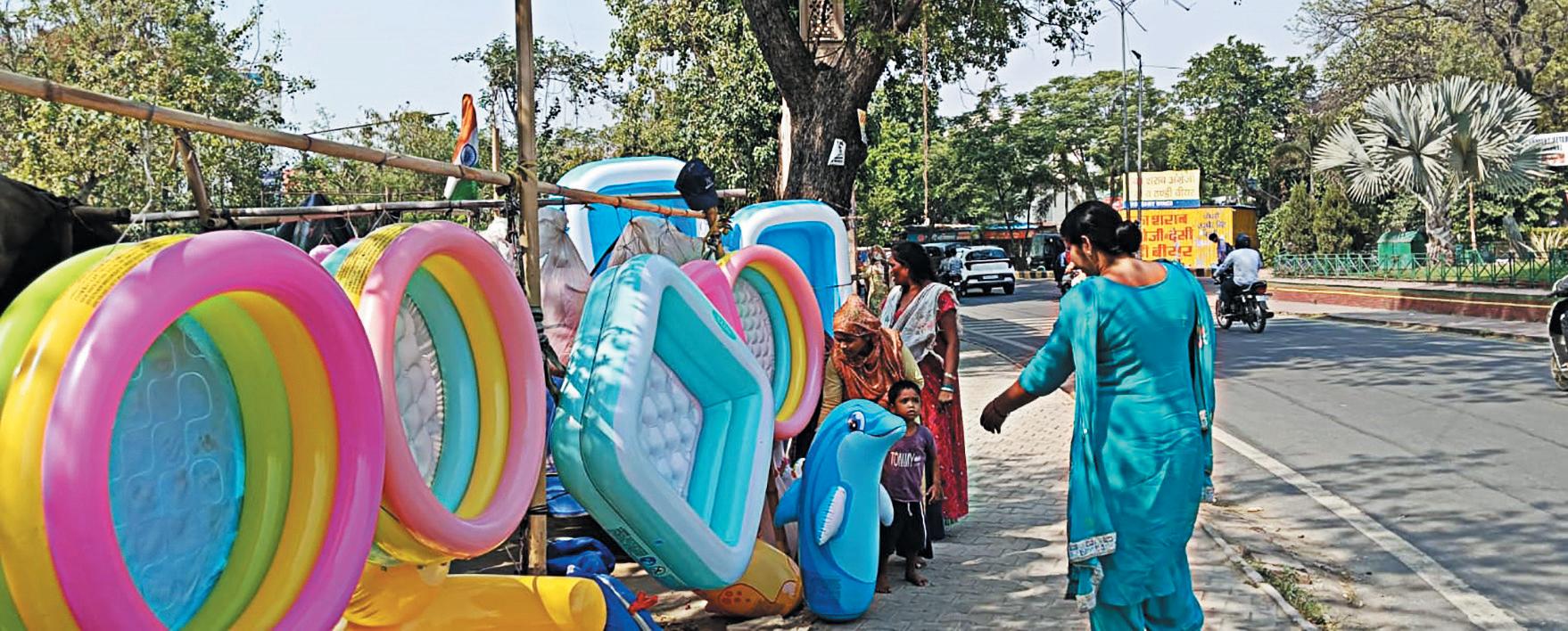 20 challans issued for setting up hawkers in non-vending zones, fine of Rs. 10,000 imposed: Dr. Vaishali Sharma