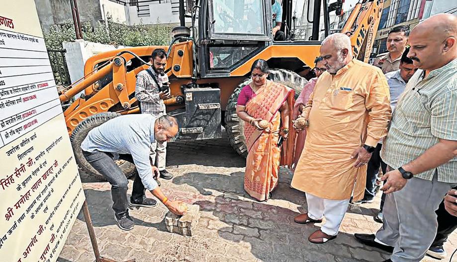 Foundation stone laid for development works in wards of Karnal: Jagmohan Anand