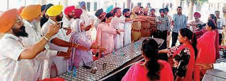 MLA Dev Mann administers oath to people to become warriors in war against drugs