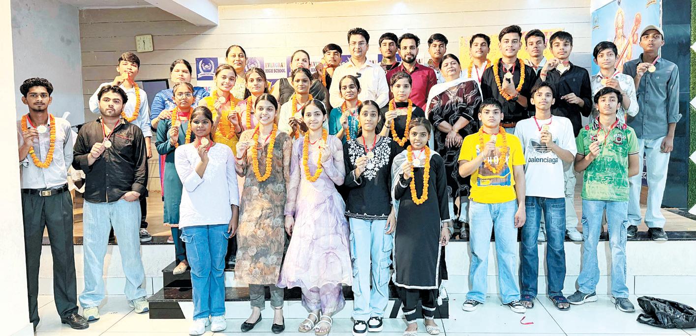 Students of Class 10 of Evergrey High School perform excellently in board's examination