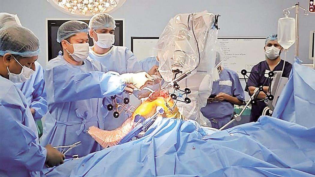 AIIMS Bilaspur performs first robotic-assisted knee replacement, sets new benchmark in Orthopaedic excellence