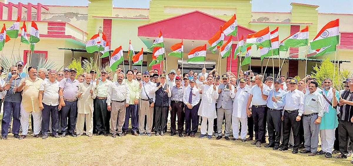 Ex-Servicemen lead Tiranga Yatra in Gagret to celebrate Operation Sindoor