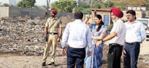 DC Komal Mittal inspects Sector 91 legacy dump and Jagatpura processing plant