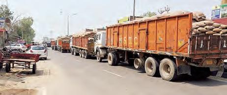 Parking of heavy vehicles on roadsides a hazard